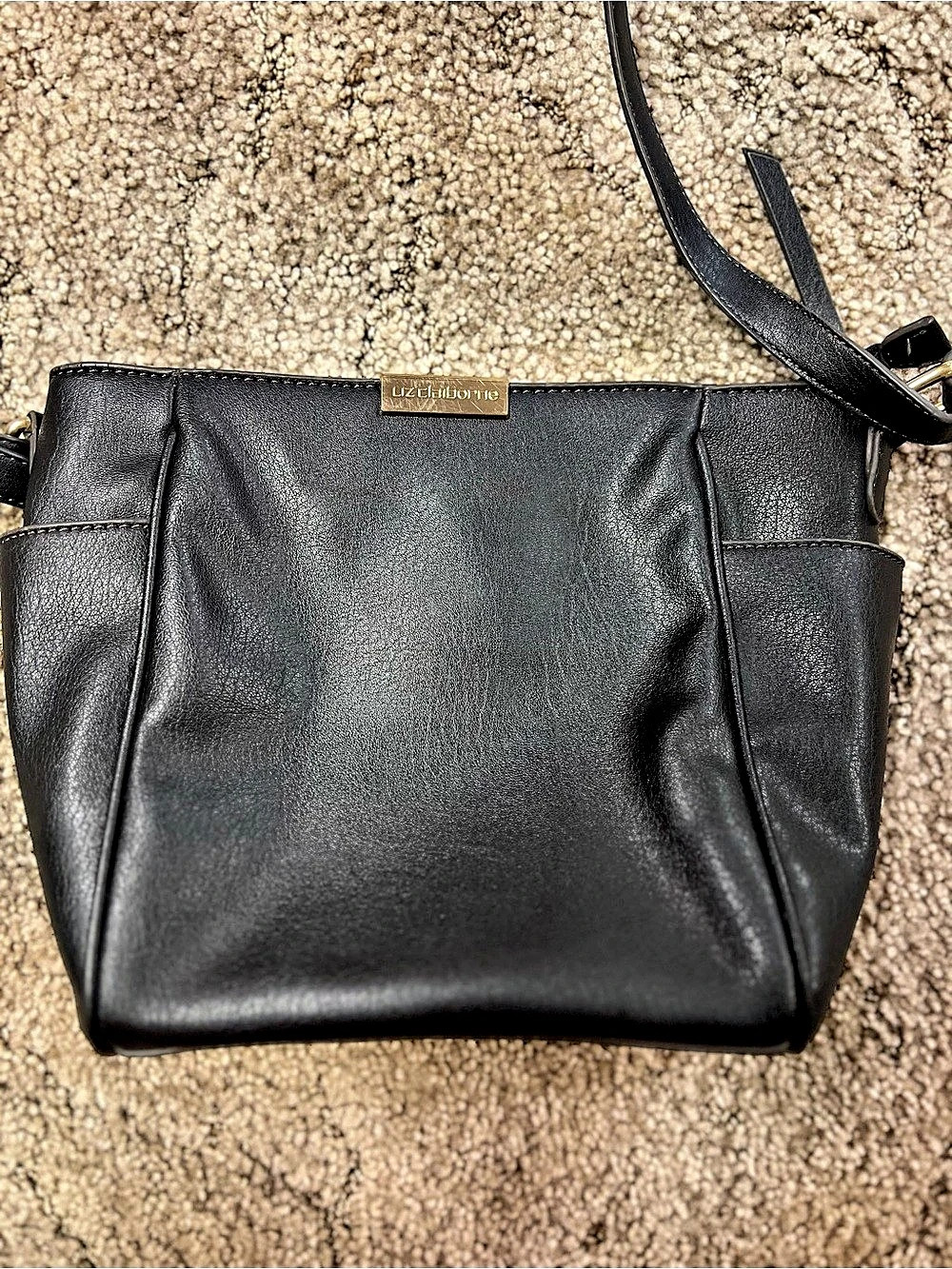 Liz Claiborne Black Crossbody Bag - Picture 2 of 4
